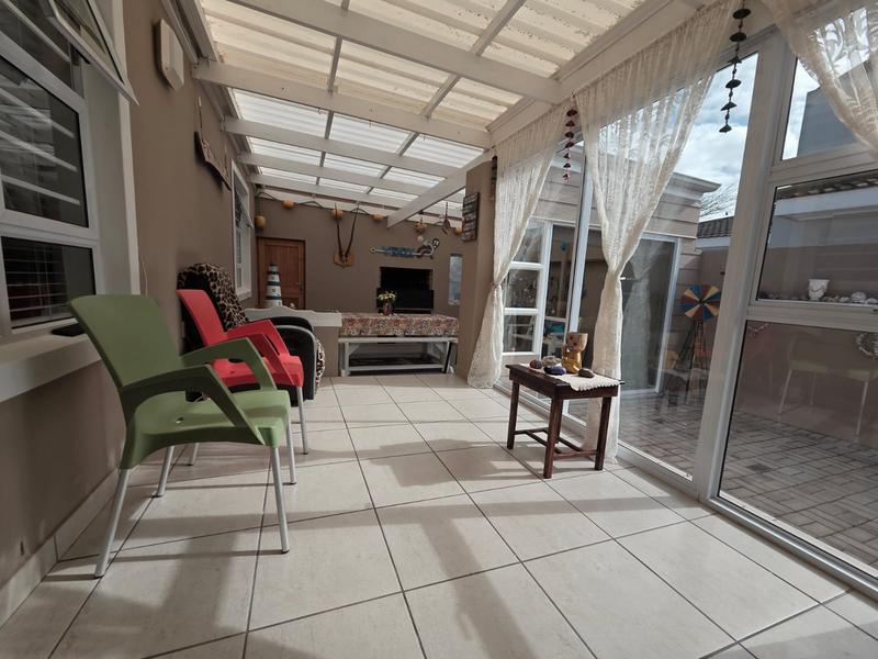 3 Bedroom Property for Sale in Country Club Western Cape